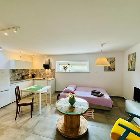 Design Apartments Ostrow Wielkopolski Exterior photo